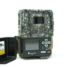 Load image into Gallery viewer, Browning Strike Force Pro DCL wildlife trail camera viewing screen
